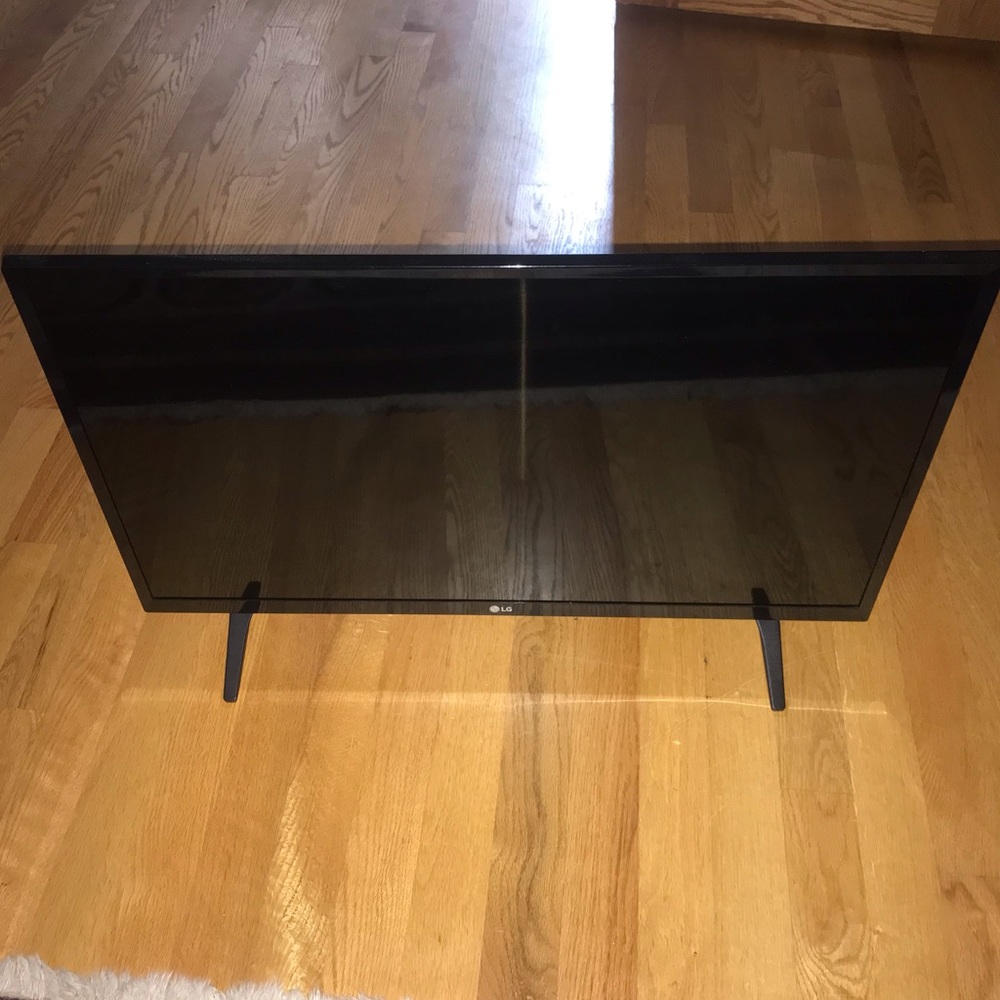 Broken LG tv